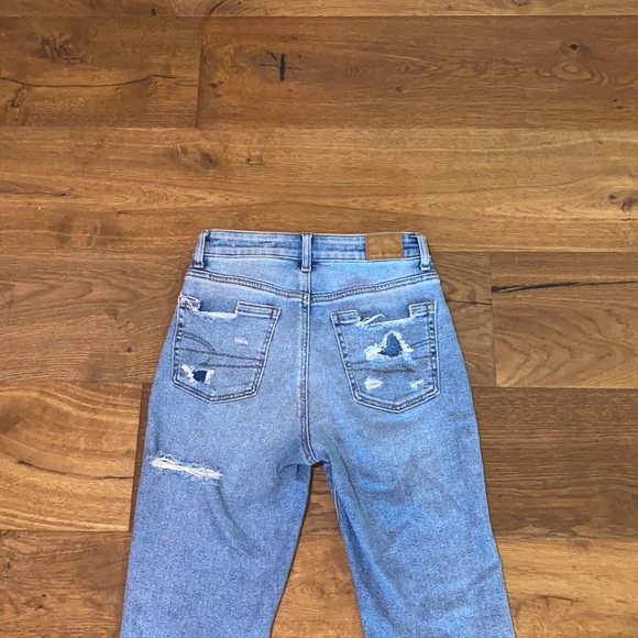 American Eagle stretch mom jeans. - Picture 4 of 4